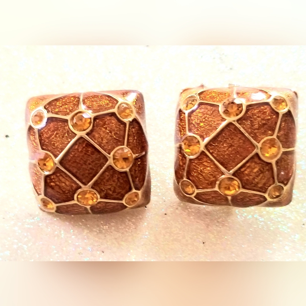 Vintage 1980s Topaz & Amber Crystal Enameled Square Clip On Earrings